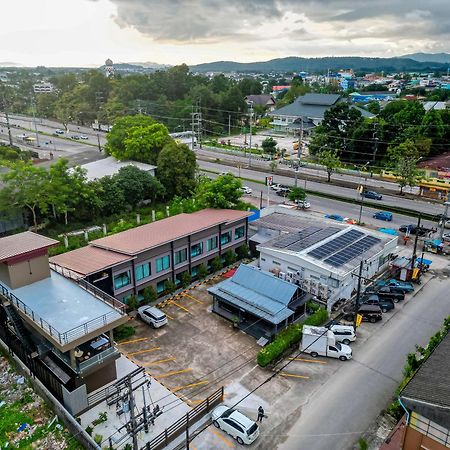 Tobedzz Hotel Ranong Exterior foto